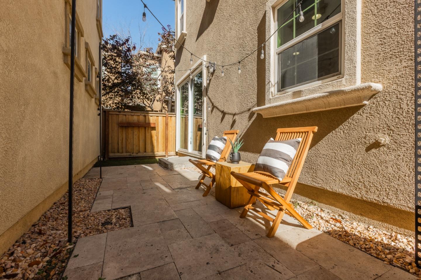 Detail Gallery Image 24 of 28 For 1591 Glenn St, Hayward,  CA 94545 - 3 Beds | 2/1 Baths