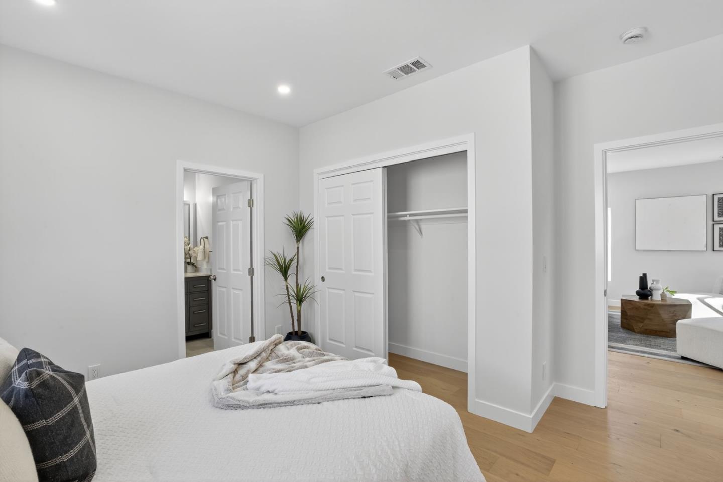 Detail Gallery Image 14 of 37 For 1285 Vine St, San Jose,  CA 95110 - 3 Beds | 2 Baths