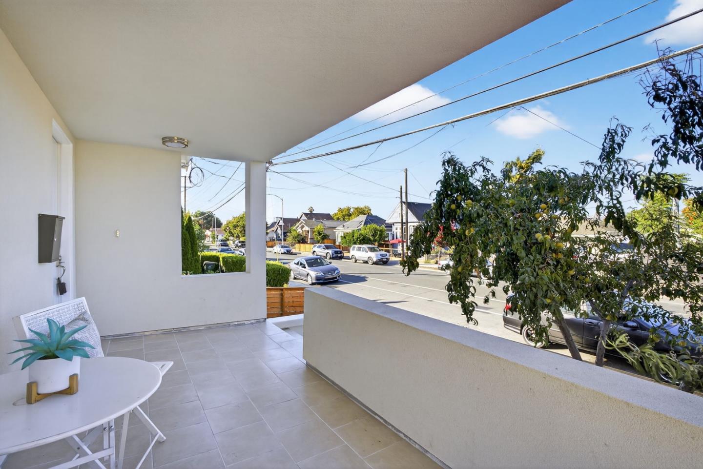 Detail Gallery Image 3 of 37 For 1285 Vine St, San Jose,  CA 95110 - 3 Beds | 2 Baths