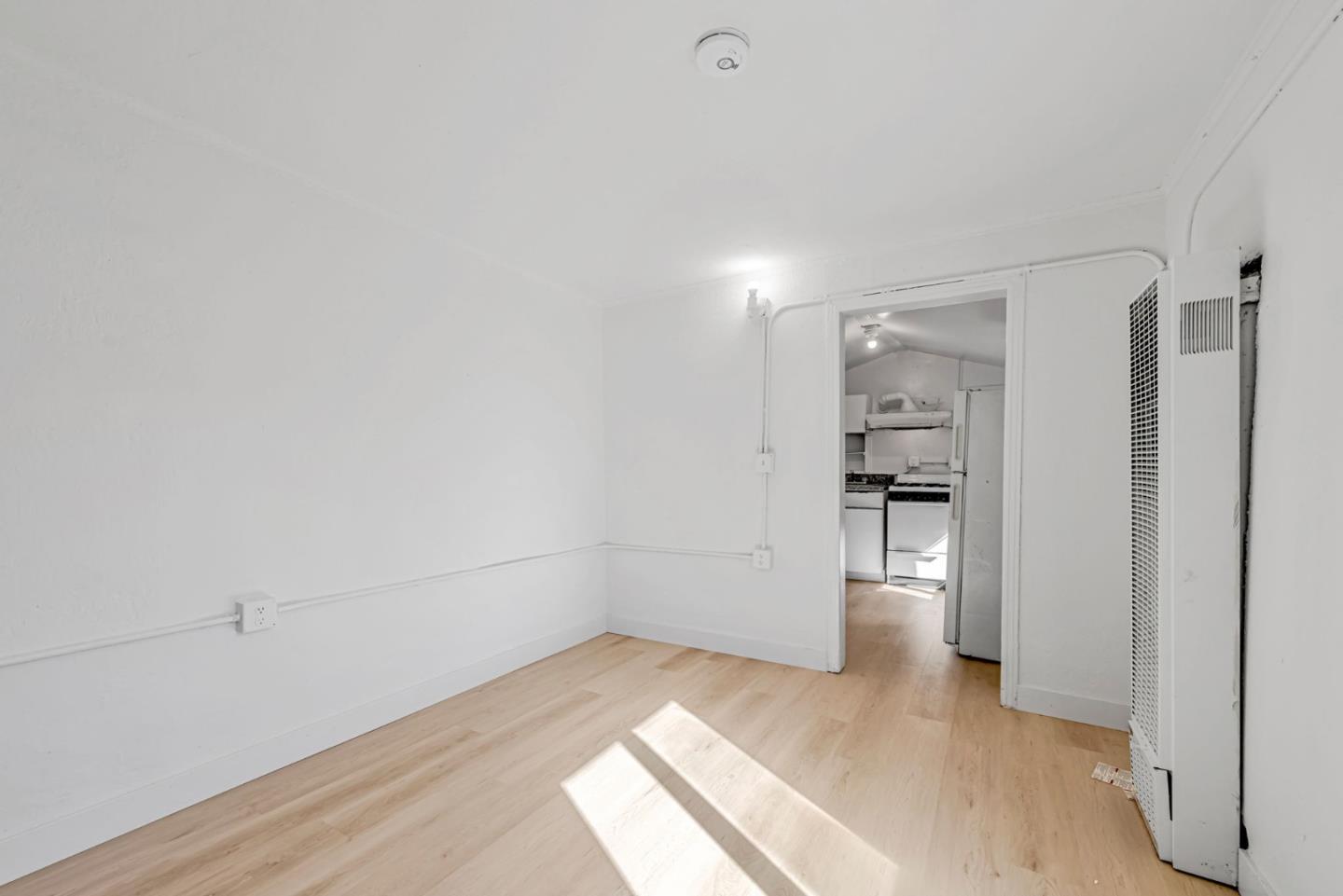 Detail Gallery Image 27 of 38 For 714 Tilton Ave, San Mateo,  CA 94401 - 3 Beds | 2 Baths