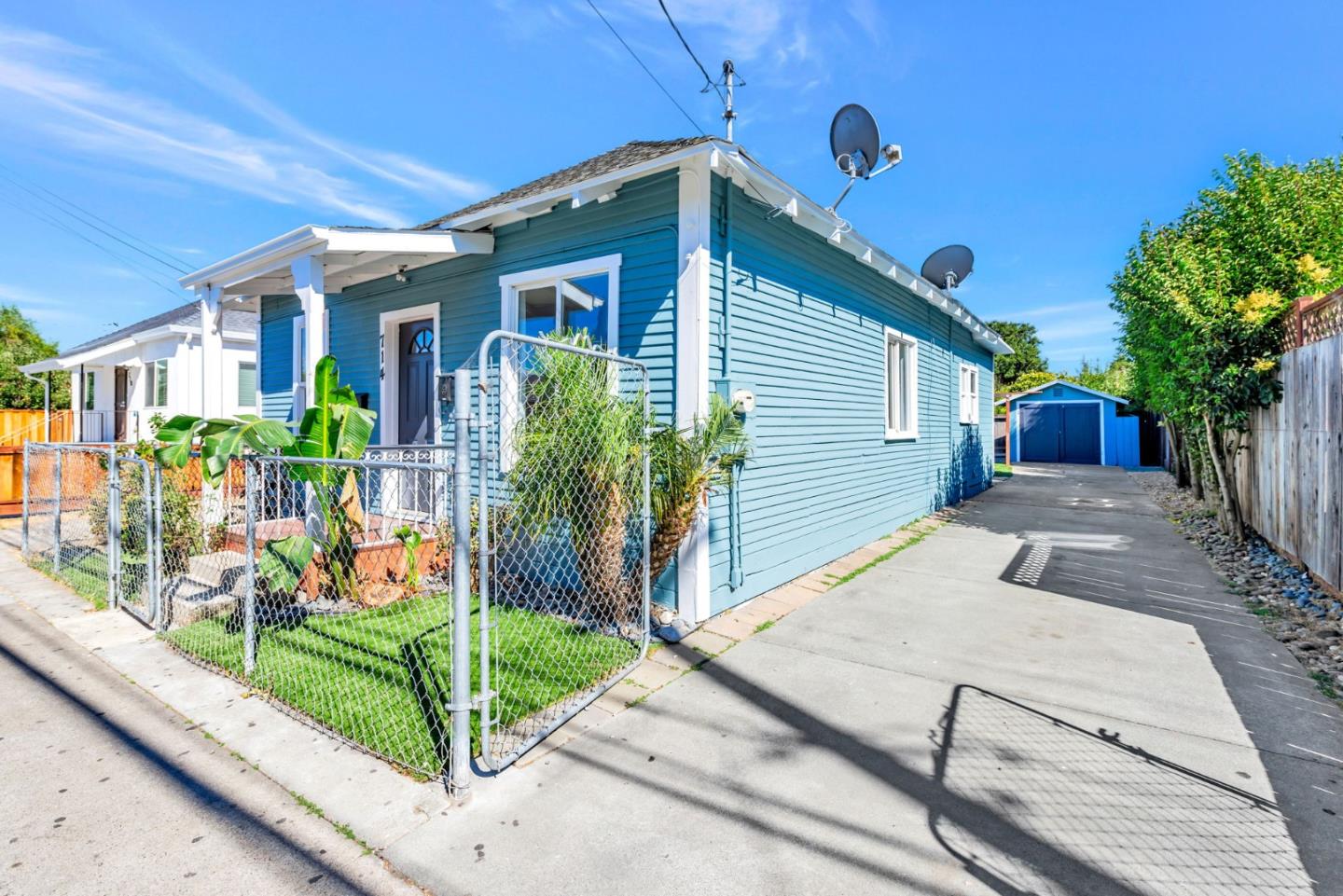 Detail Gallery Image 3 of 38 For 714 Tilton Ave, San Mateo,  CA 94401 - 3 Beds | 2 Baths