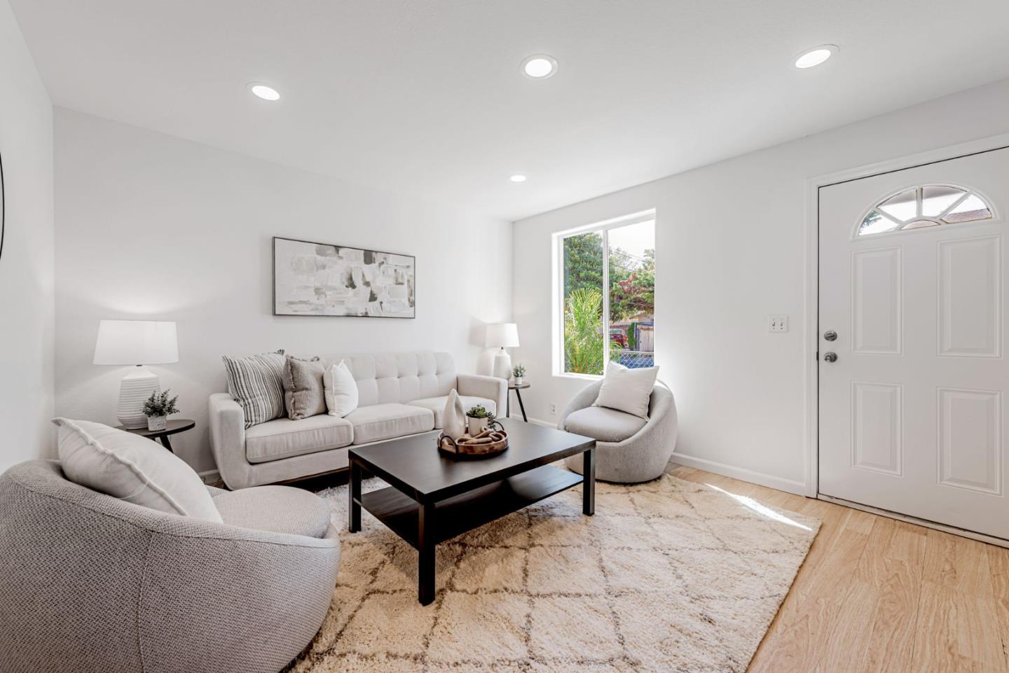 Detail Gallery Image 6 of 38 For 714 Tilton Ave, San Mateo,  CA 94401 - 3 Beds | 2 Baths