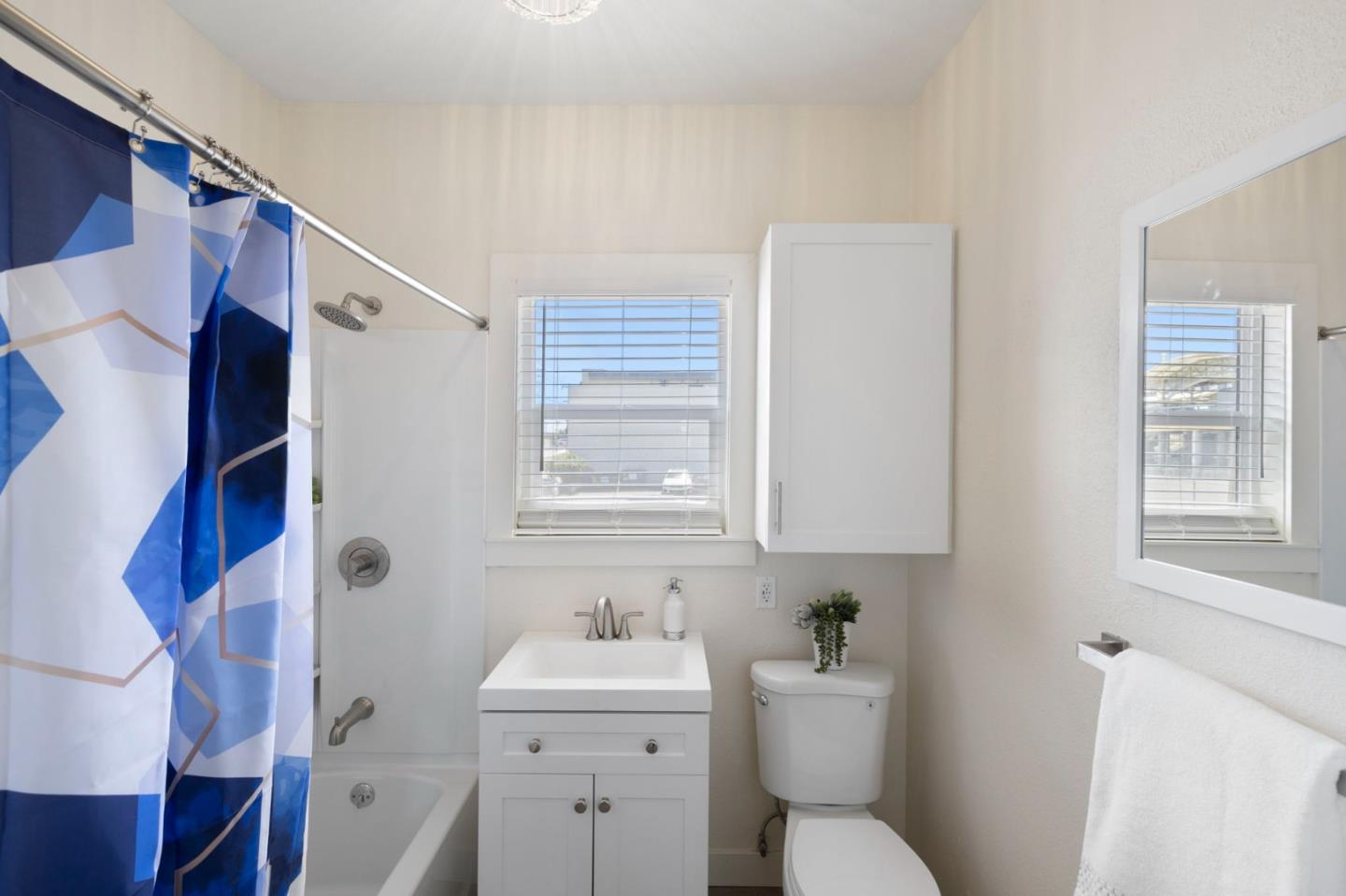 Detail Gallery Image 23 of 45 For 133 Serra Ave, Millbrae,  CA 94030 - 3 Beds | 2/1 Baths