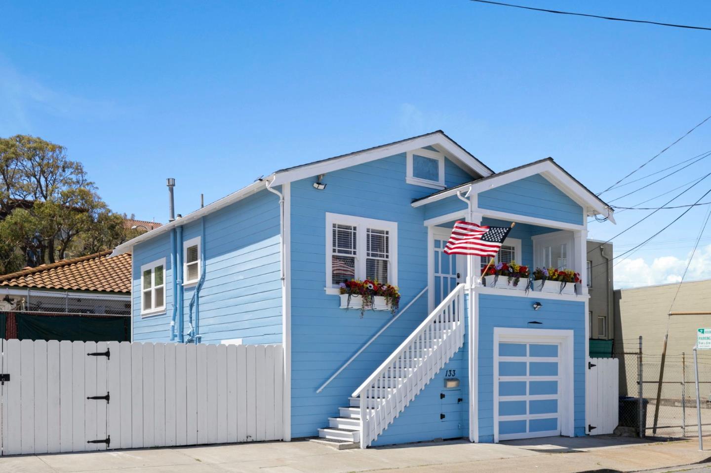 Detail Gallery Image 3 of 45 For 133 Serra Ave, Millbrae,  CA 94030 - 3 Beds | 2/1 Baths