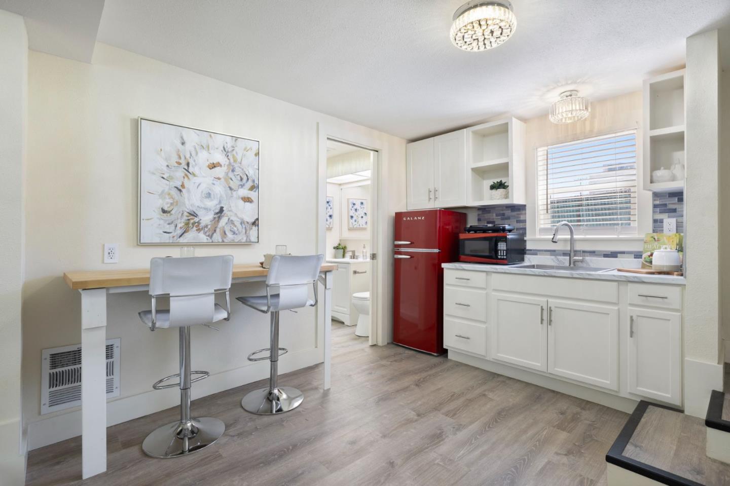 Detail Gallery Image 35 of 45 For 133 Serra Ave, Millbrae,  CA 94030 - 3 Beds | 2/1 Baths