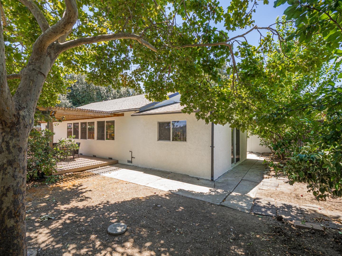 Detail Gallery Image 37 of 52 For 6055 Larchmont Ct, San Jose,  CA 95123 - 3 Beds | 2 Baths