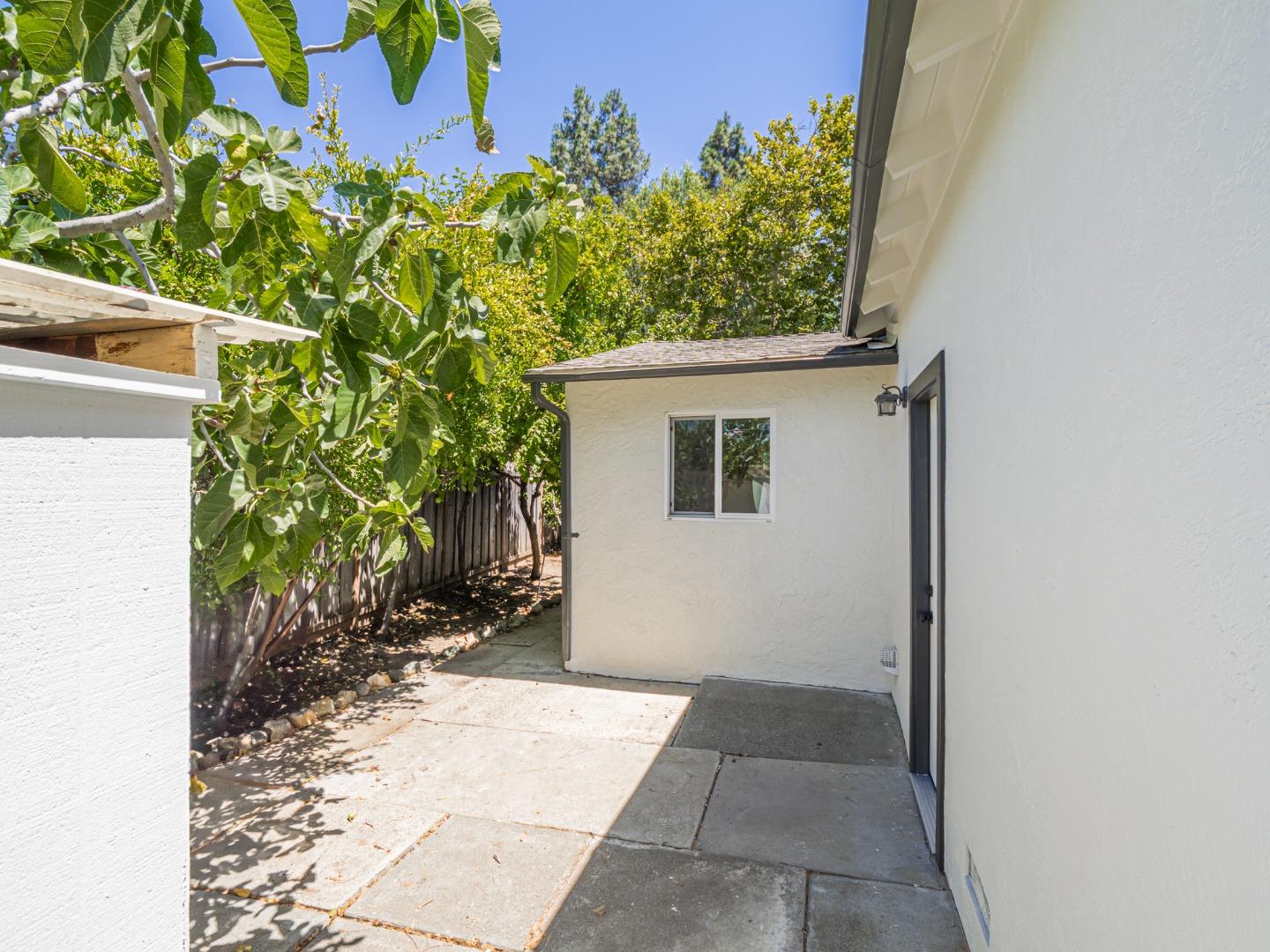 Detail Gallery Image 41 of 52 For 6055 Larchmont Ct, San Jose,  CA 95123 - 3 Beds | 2 Baths