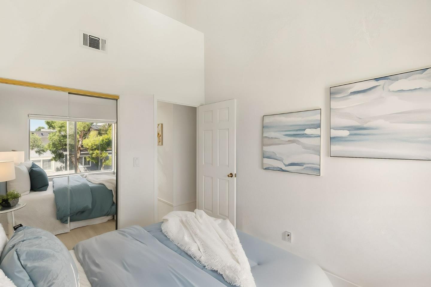 Detail Gallery Image 21 of 39 For 830 Portwalk Pl, Redwood City,  CA 94065 - 3 Beds | 2/1 Baths