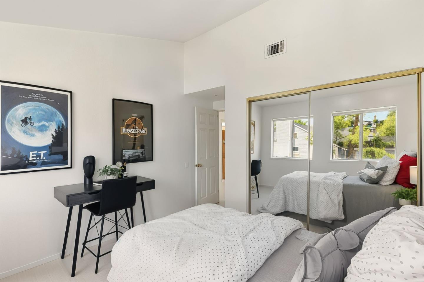 Detail Gallery Image 23 of 39 For 830 Portwalk Pl, Redwood City,  CA 94065 - 3 Beds | 2/1 Baths