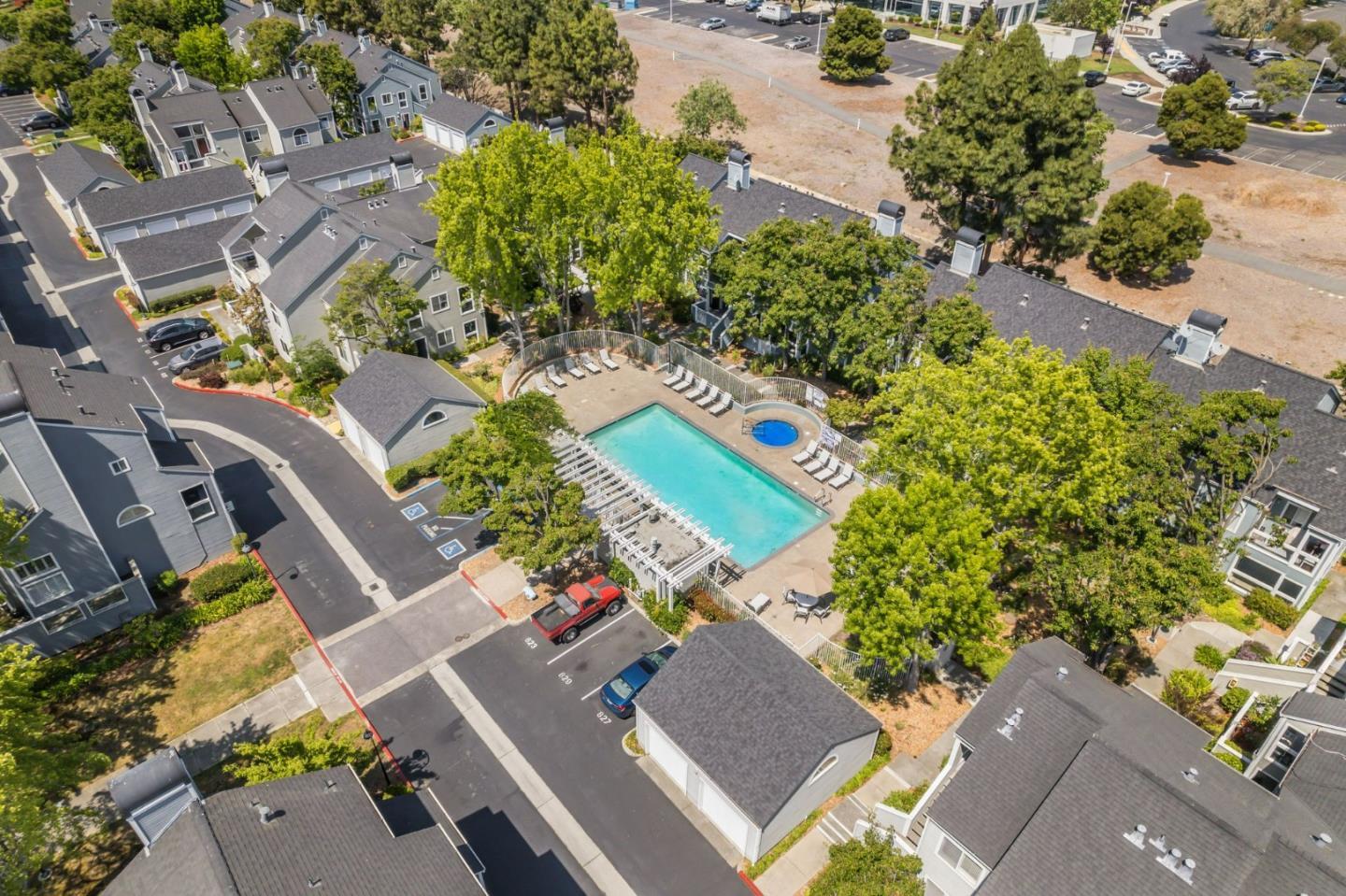 Detail Gallery Image 30 of 39 For 830 Portwalk Pl, Redwood City,  CA 94065 - 3 Beds | 2/1 Baths