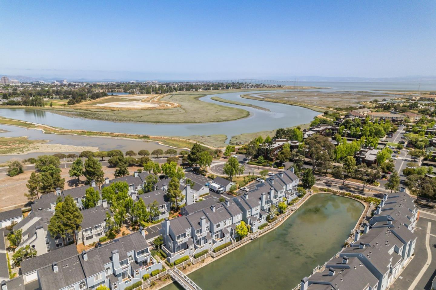 Detail Gallery Image 31 of 39 For 830 Portwalk Pl, Redwood City,  CA 94065 - 3 Beds | 2/1 Baths