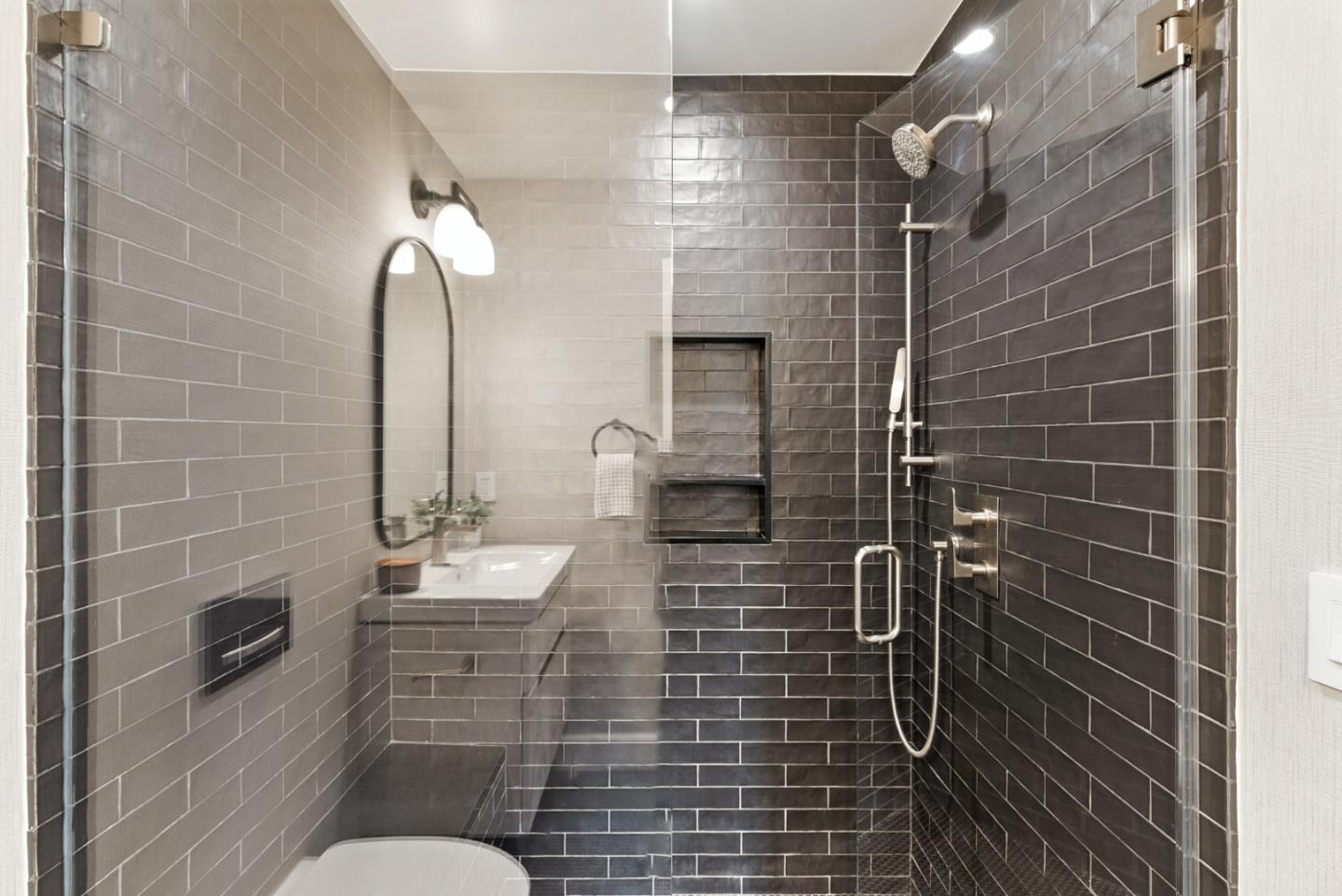Detail Gallery Image 15 of 50 For 36 Wildwood Ave, San Carlos,  CA 94070 - 3 Beds | 2 Baths