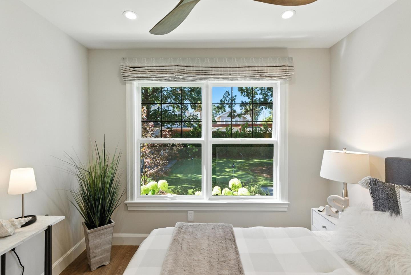 Detail Gallery Image 19 of 50 For 36 Wildwood Ave, San Carlos,  CA 94070 - 3 Beds | 2 Baths