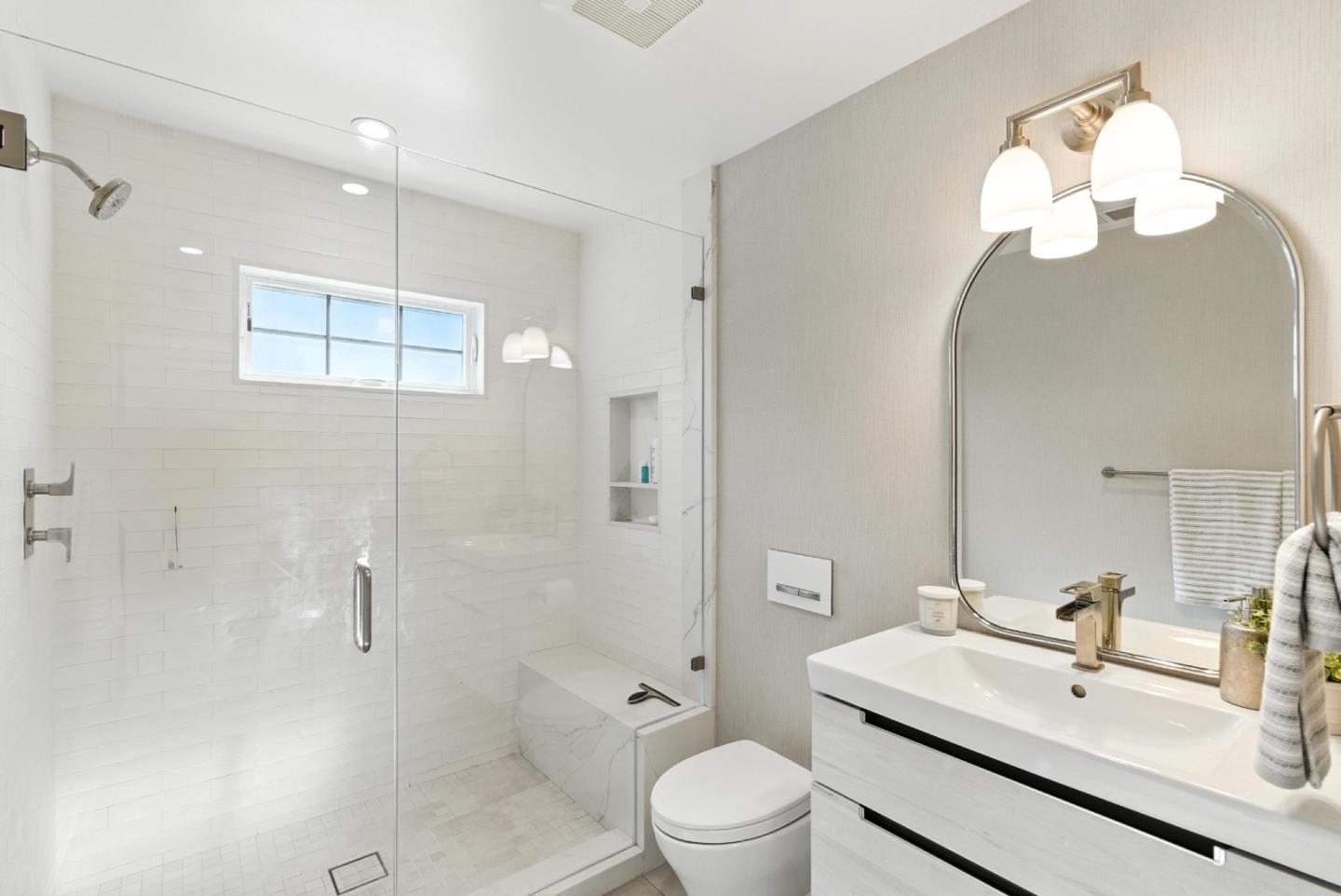 Detail Gallery Image 24 of 50 For 36 Wildwood Ave, San Carlos,  CA 94070 - 3 Beds | 2 Baths