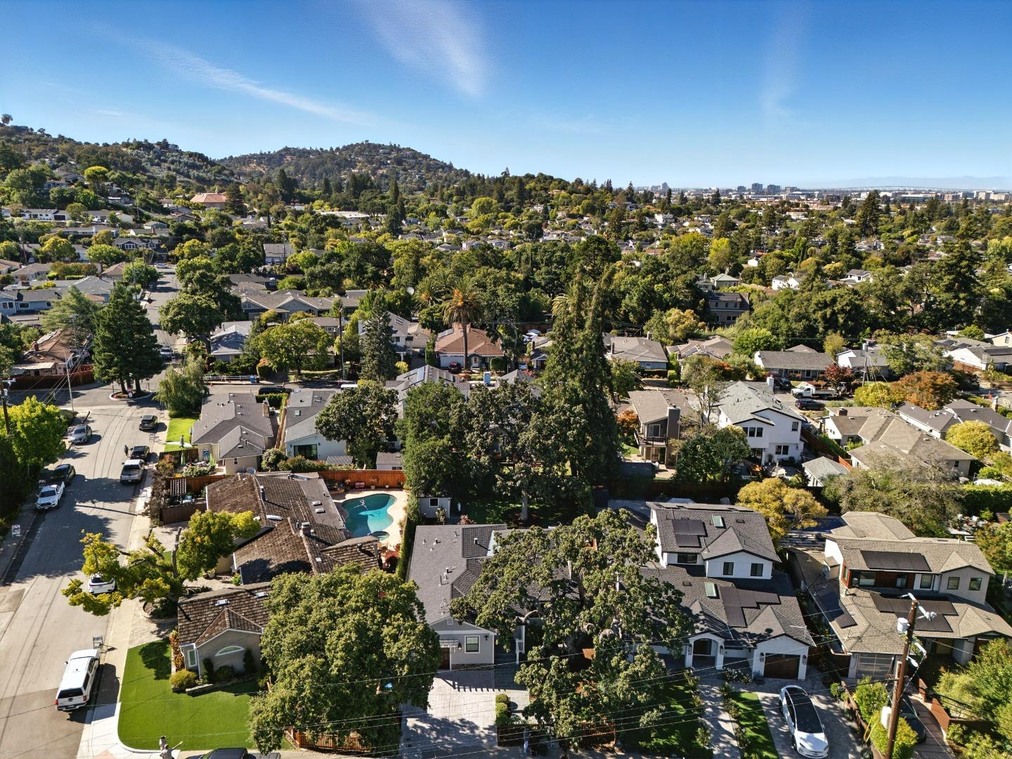 Detail Gallery Image 42 of 50 For 36 Wildwood Ave, San Carlos,  CA 94070 - 3 Beds | 2 Baths