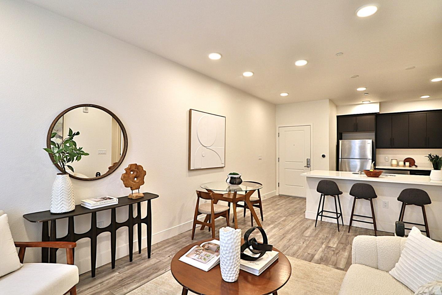 Detail Gallery Image 10 of 52 For 42111 Osgood Rd #206,  Fremont,  CA 94539 - 2 Beds | 2 Baths