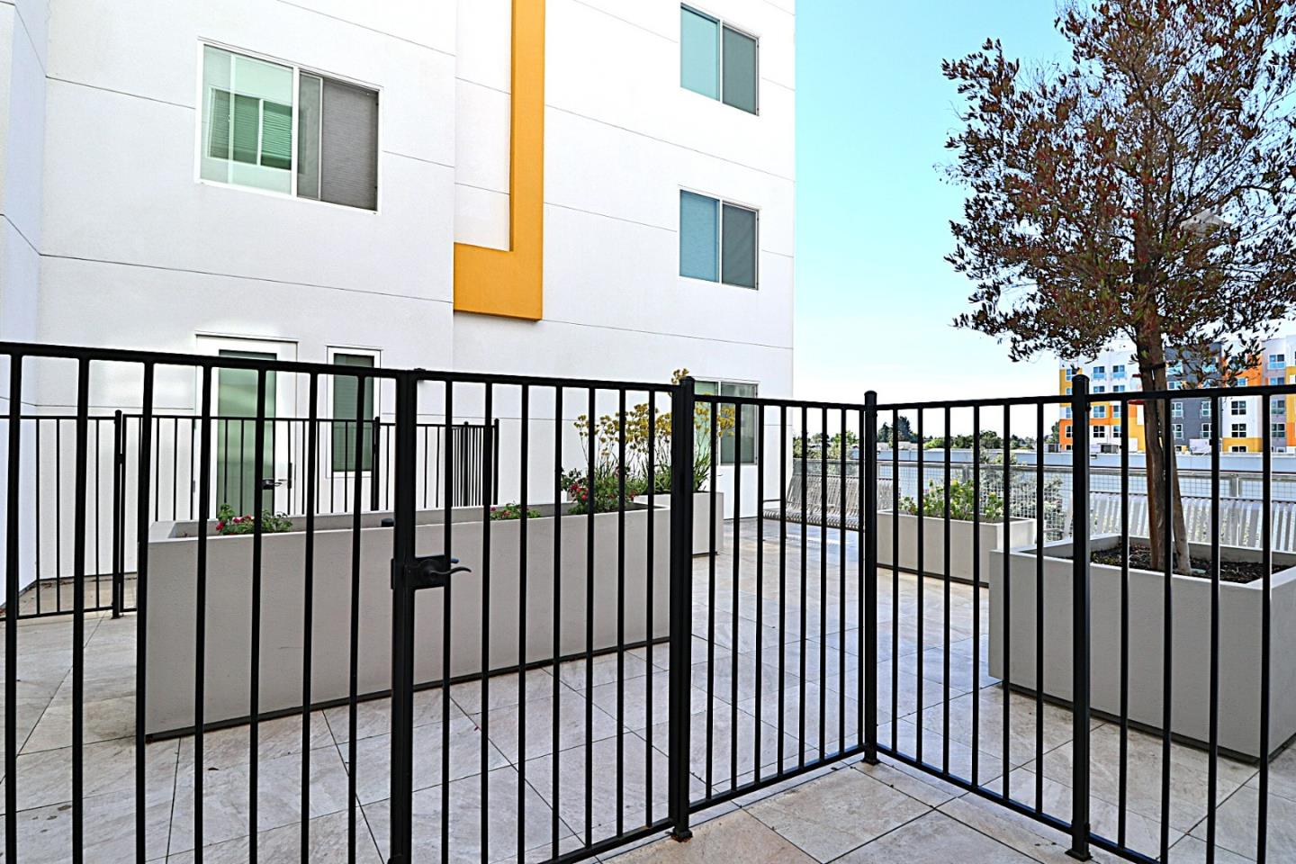 Detail Gallery Image 24 of 52 For 42111 Osgood Rd #206,  Fremont,  CA 94539 - 2 Beds | 2 Baths