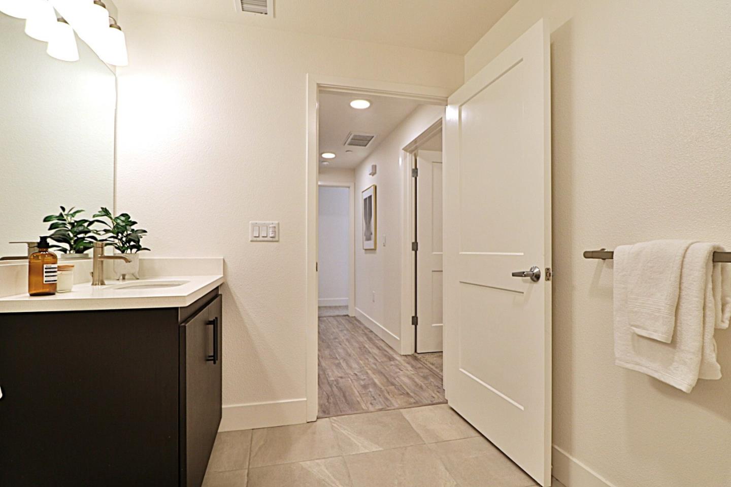 Detail Gallery Image 41 of 52 For 42111 Osgood Rd #206,  Fremont,  CA 94539 - 2 Beds | 2 Baths