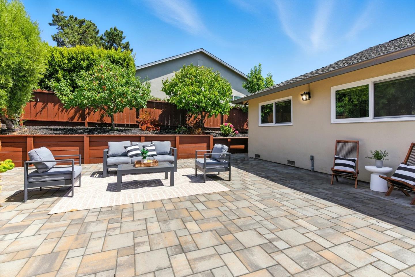 Detail Gallery Image 29 of 33 For 1 Dionne Ct, Belmont,  CA 94002 - 3 Beds | 2 Baths
