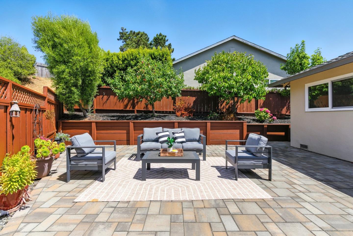 Detail Gallery Image 30 of 33 For 1 Dionne Ct, Belmont,  CA 94002 - 3 Beds | 2 Baths