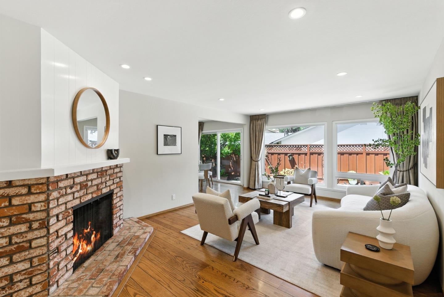Detail Gallery Image 6 of 33 For 1 Dionne Ct, Belmont,  CA 94002 - 3 Beds | 2 Baths