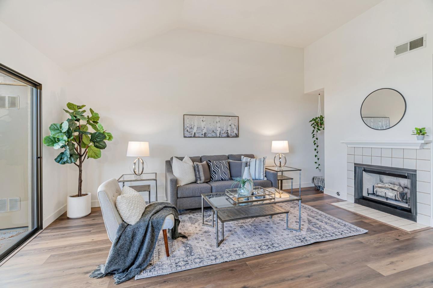 Detail Gallery Image 7 of 40 For 2206 Brega Ln, Morgan Hill,  CA 95037 - 2 Beds | 2 Baths