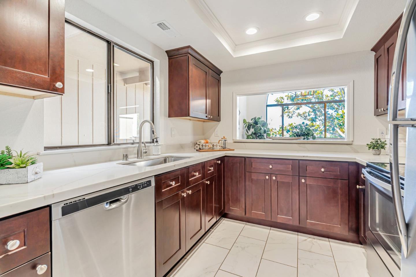 Detail Gallery Image 8 of 40 For 2206 Brega Ln, Morgan Hill,  CA 95037 - 2 Beds | 2 Baths