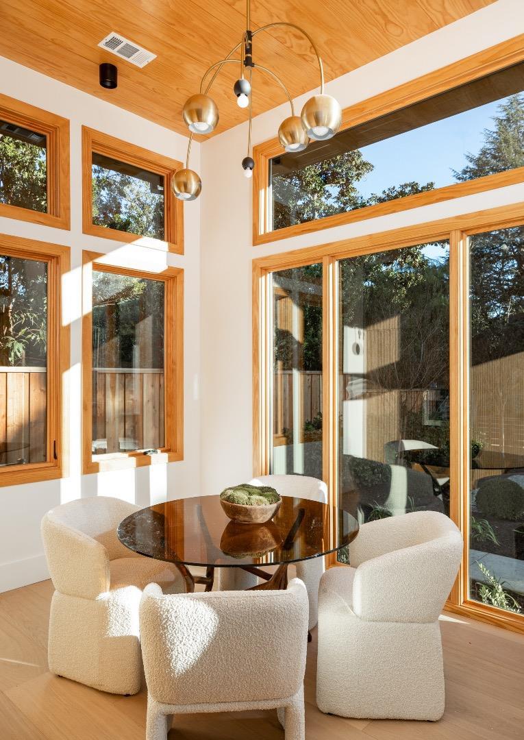 Detail Gallery Image 10 of 48 For 1307 University Ave, Palo Alto,  CA 94301 - 7 Beds | 8/1 Baths