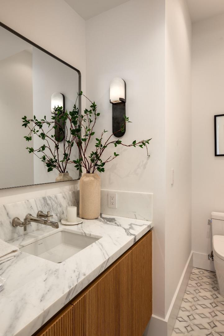 Detail Gallery Image 14 of 48 For 1307 University Ave, Palo Alto,  CA 94301 - 7 Beds | 8/1 Baths