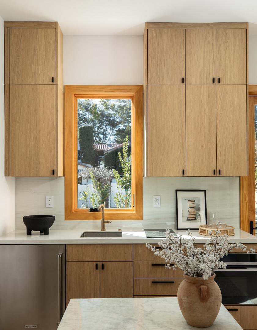 Detail Gallery Image 16 of 48 For 1307 University Ave, Palo Alto,  CA 94301 - 7 Beds | 8/1 Baths