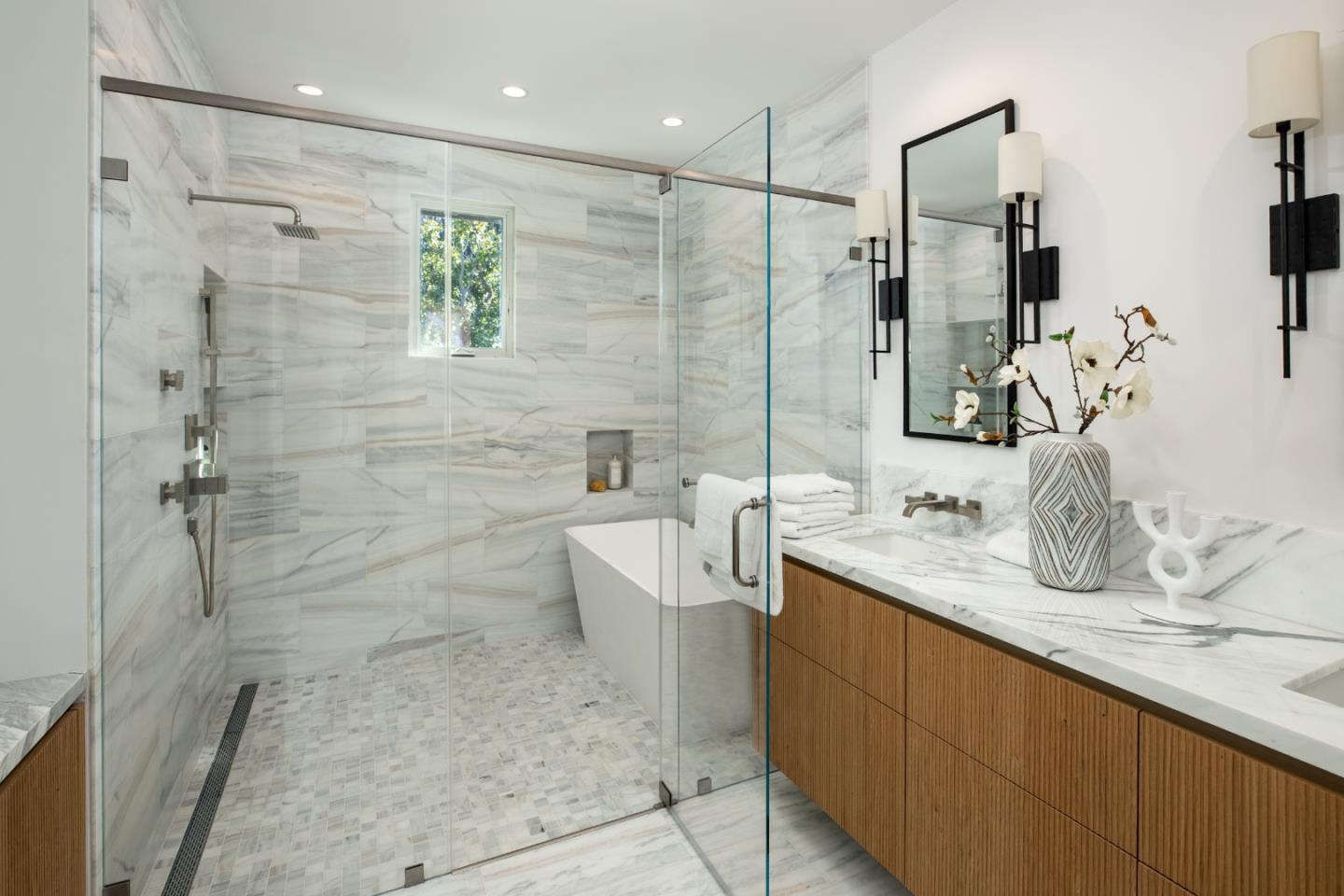 Detail Gallery Image 21 of 48 For 1307 University Ave, Palo Alto,  CA 94301 - 7 Beds | 8/1 Baths