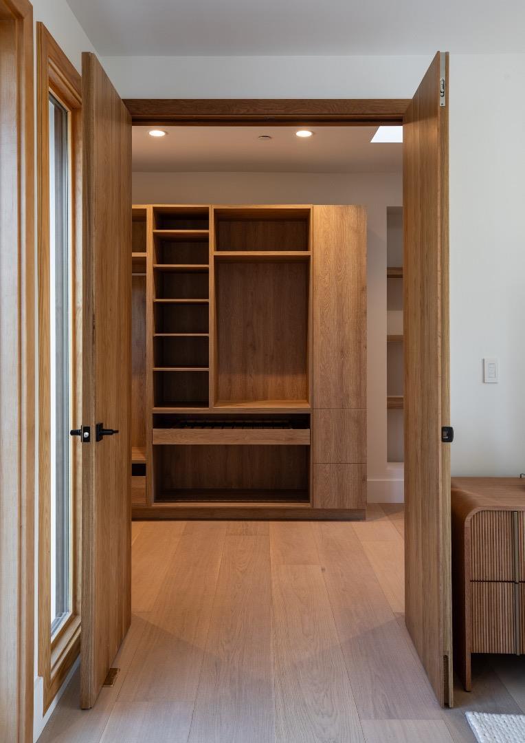 Detail Gallery Image 22 of 48 For 1307 University Ave, Palo Alto,  CA 94301 - 7 Beds | 8/1 Baths