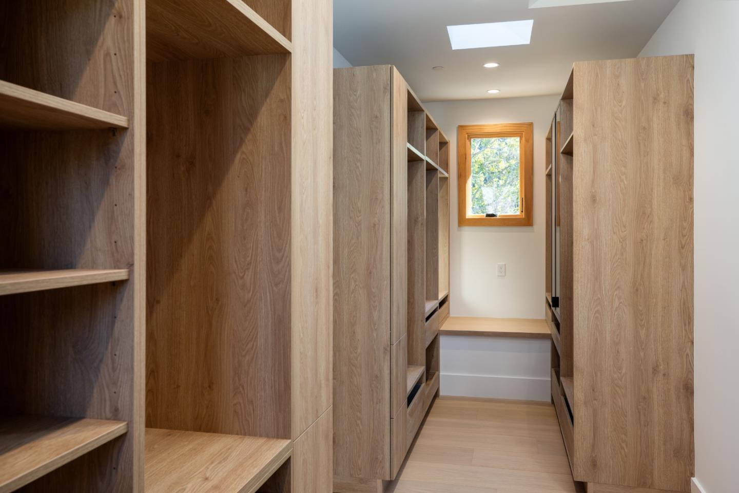 Detail Gallery Image 23 of 48 For 1307 University Ave, Palo Alto,  CA 94301 - 7 Beds | 8/1 Baths