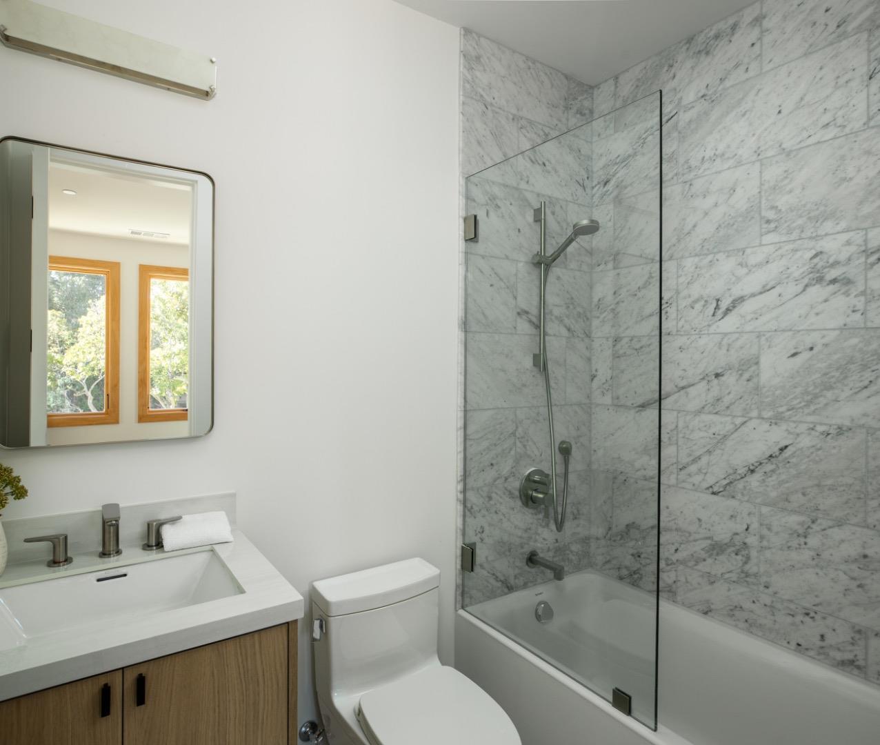 Detail Gallery Image 25 of 48 For 1307 University Ave, Palo Alto,  CA 94301 - 7 Beds | 8/1 Baths