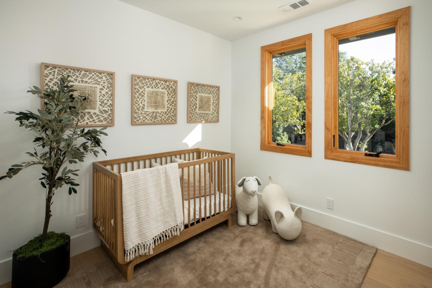 Detail Gallery Image 28 of 48 For 1307 University Ave, Palo Alto,  CA 94301 - 7 Beds | 8/1 Baths