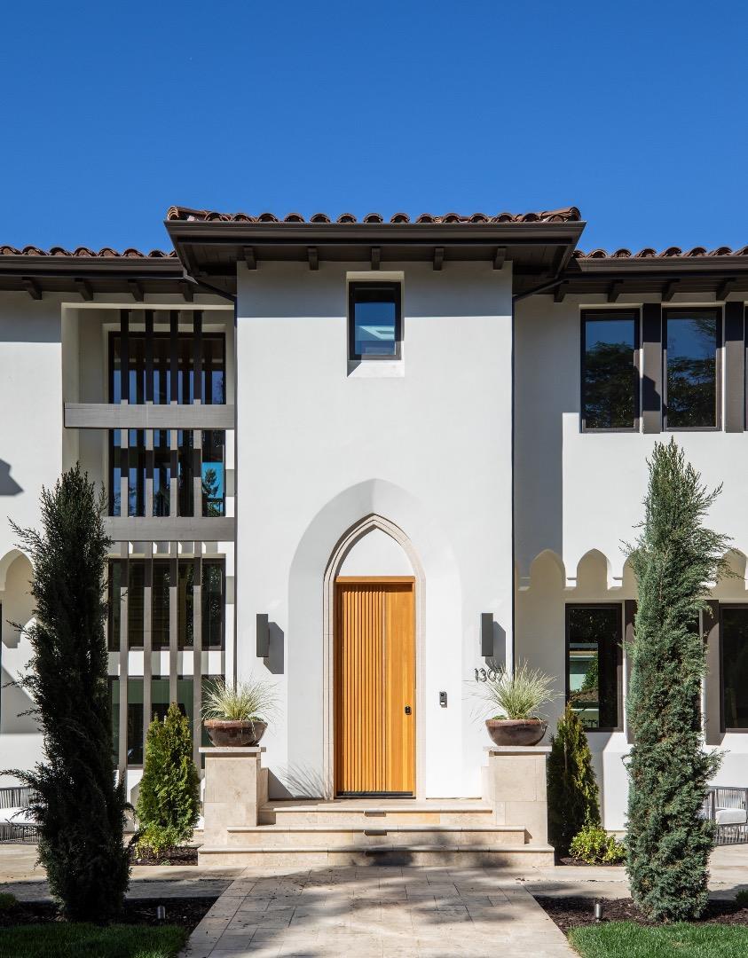 Detail Gallery Image 3 of 48 For 1307 University Ave, Palo Alto,  CA 94301 - 7 Beds | 8/1 Baths