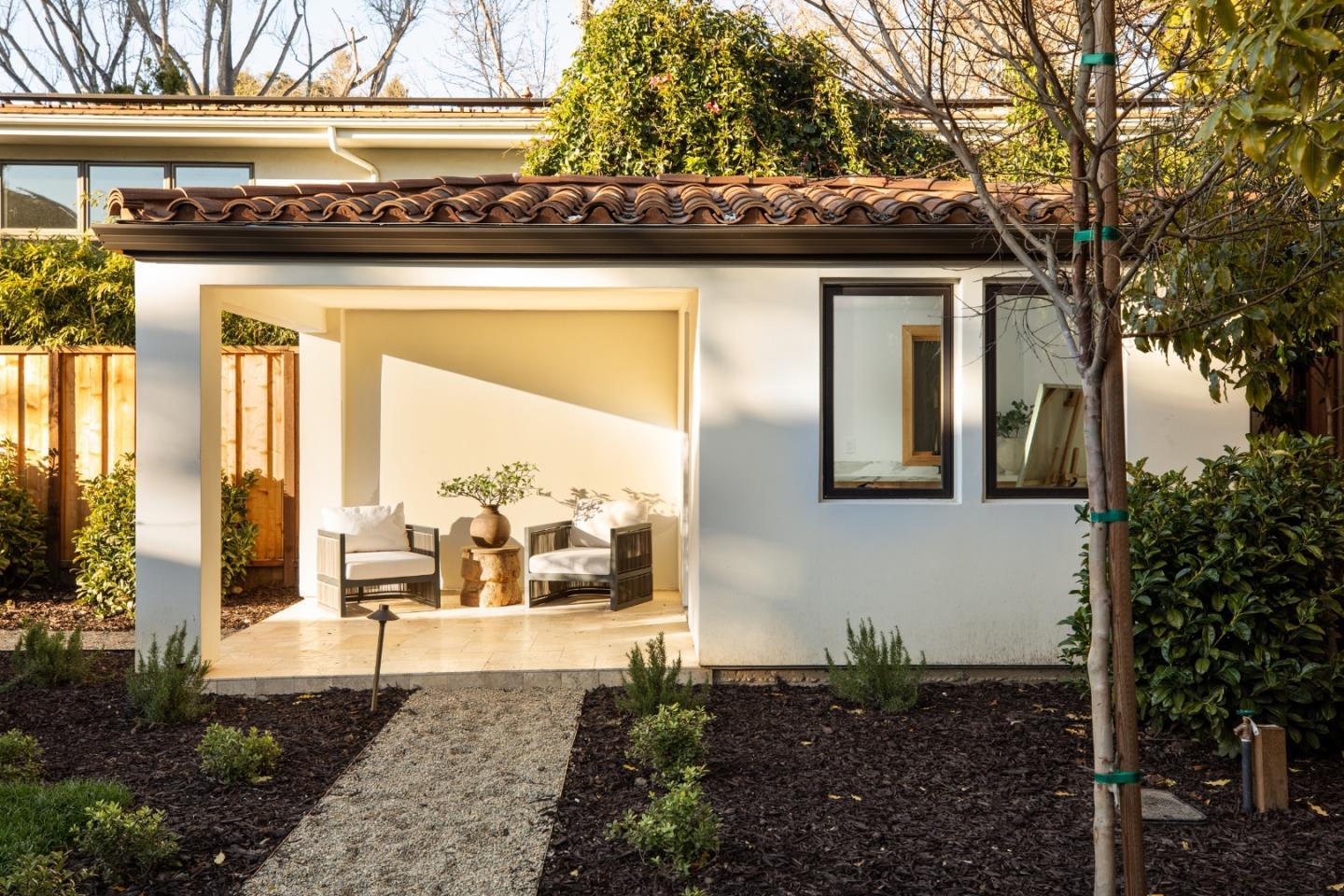 Detail Gallery Image 43 of 48 For 1307 University Ave, Palo Alto,  CA 94301 - 7 Beds | 8/1 Baths