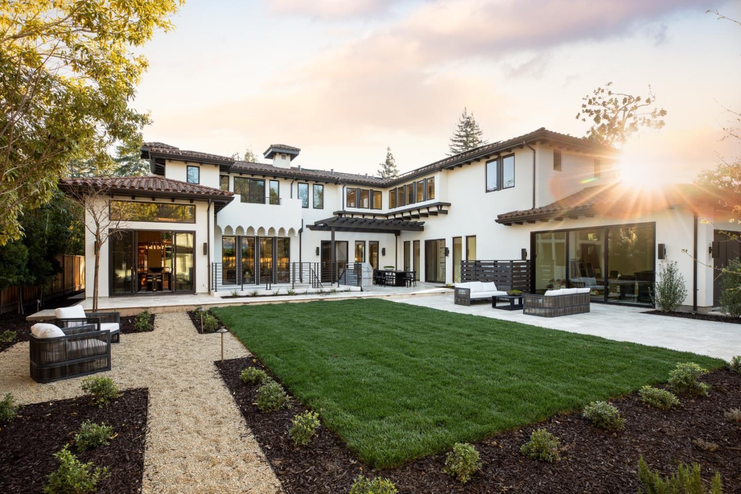 Detail Gallery Image 44 of 48 For 1307 University Ave, Palo Alto,  CA 94301 - 7 Beds | 8/1 Baths