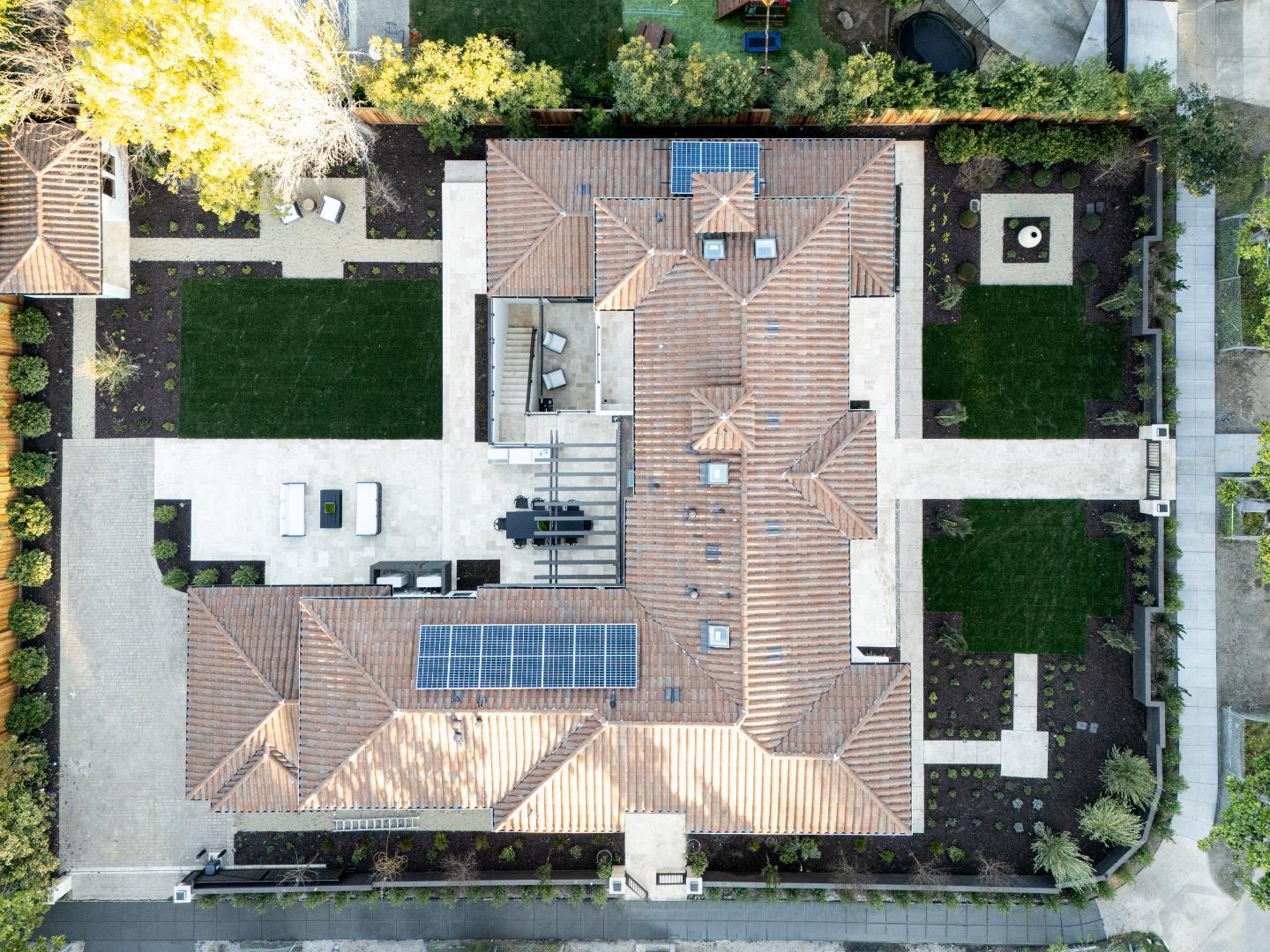 Detail Gallery Image 46 of 48 For 1307 University Ave, Palo Alto,  CA 94301 - 7 Beds | 8/1 Baths