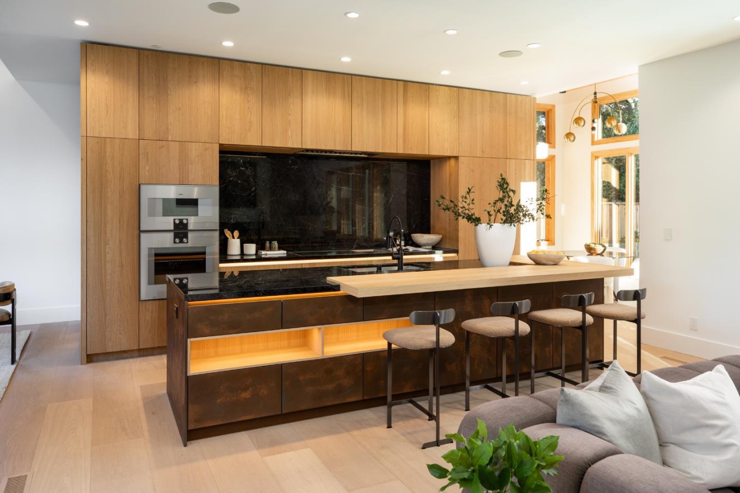Detail Gallery Image 7 of 48 For 1307 University Ave, Palo Alto,  CA 94301 - 7 Beds | 8/1 Baths