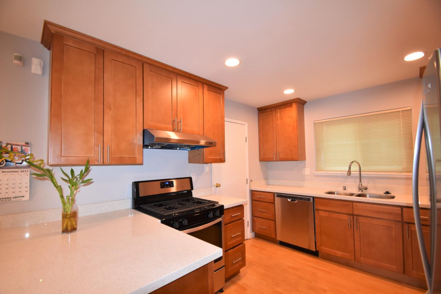 Detail Gallery Image 11 of 21 For 2070 Sierra Wood Dr, San Jose,  CA 95132 - 3 Beds | 2 Baths