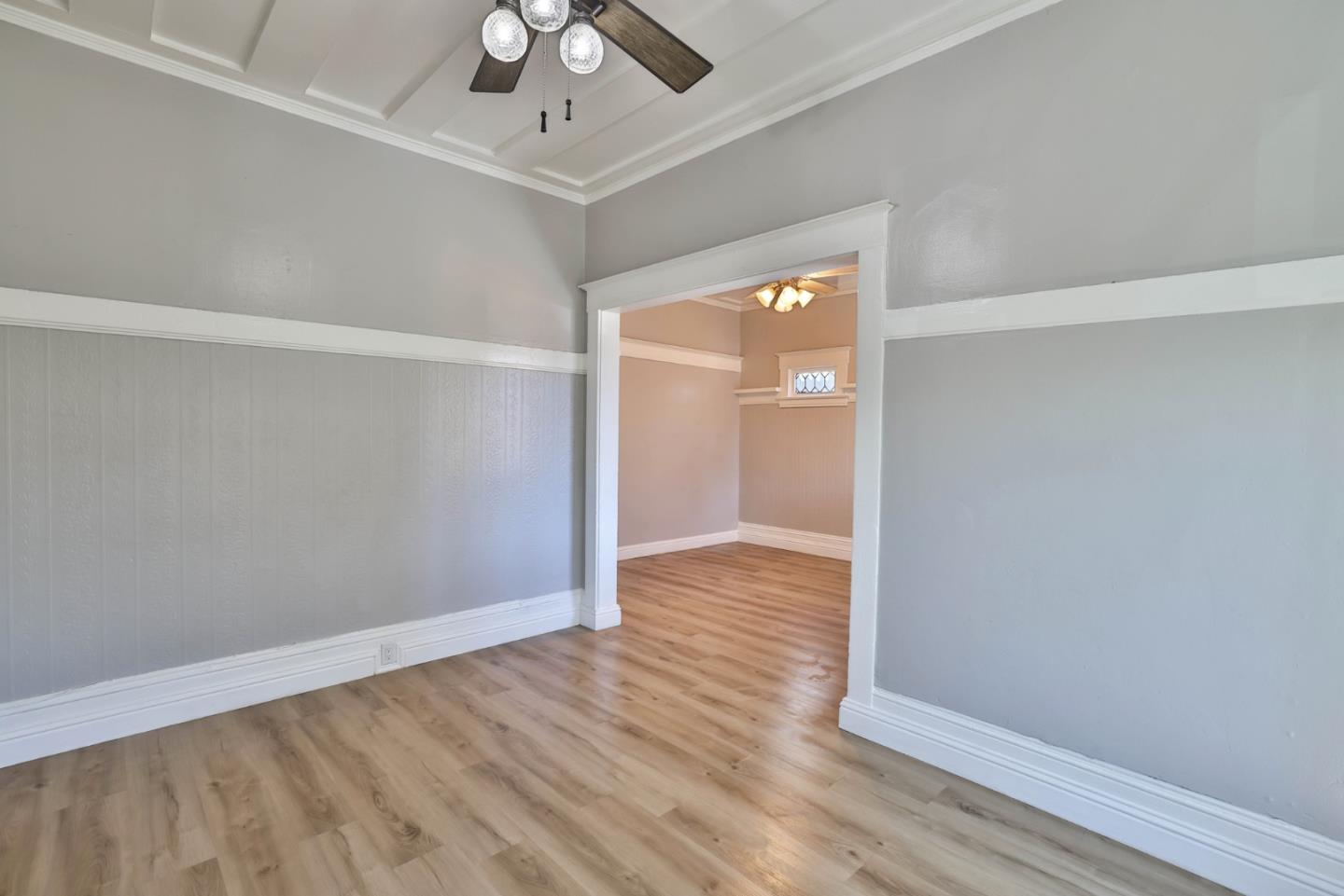 Detail Gallery Image 9 of 24 For 2643 Market St, Oakland,  CA 94607 - 3 Beds | 1 Baths
