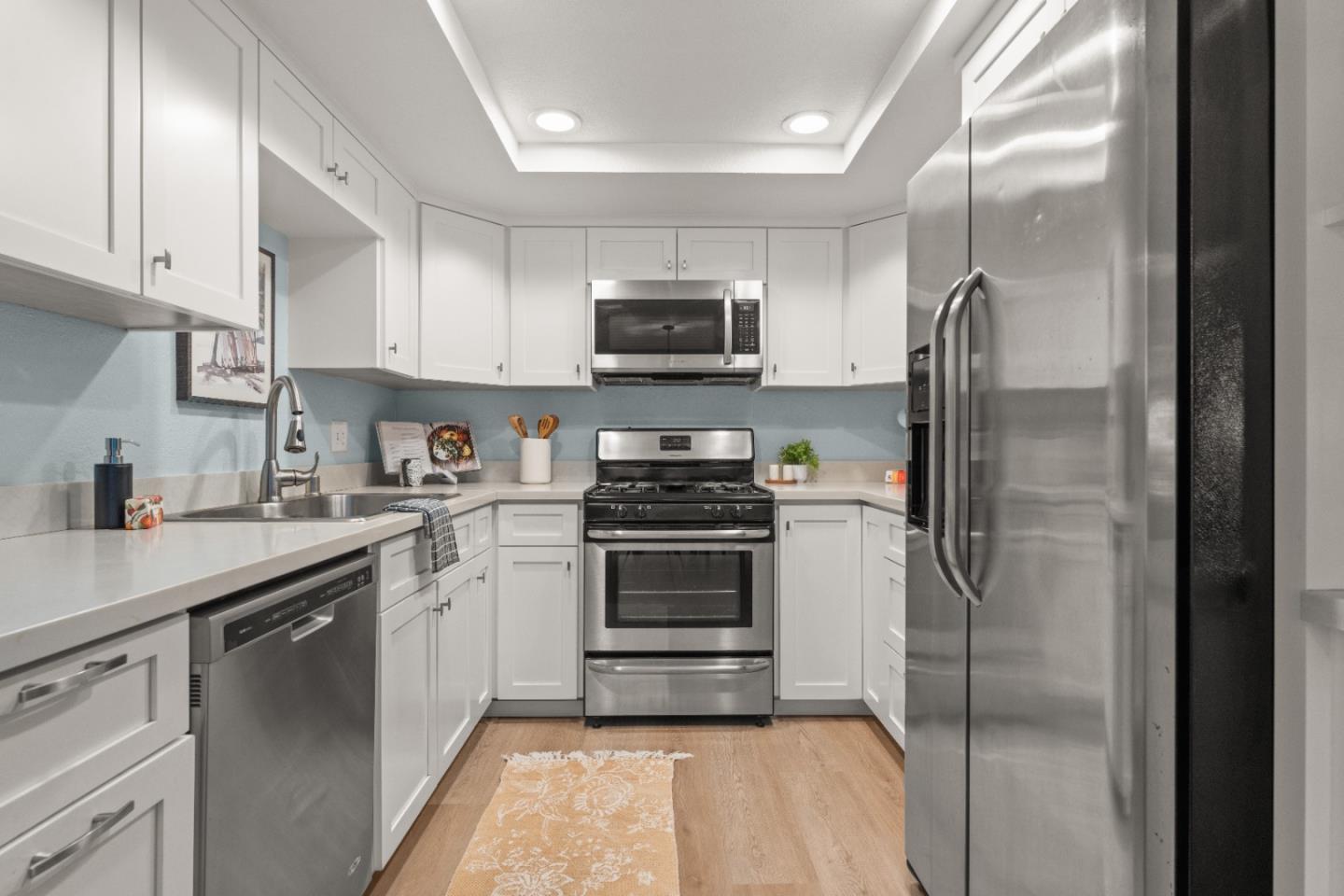 Detail Gallery Image 11 of 23 For 1136 Callas Ln #3,  Capitola,  CA 95010 - 3 Beds | 1/1 Baths