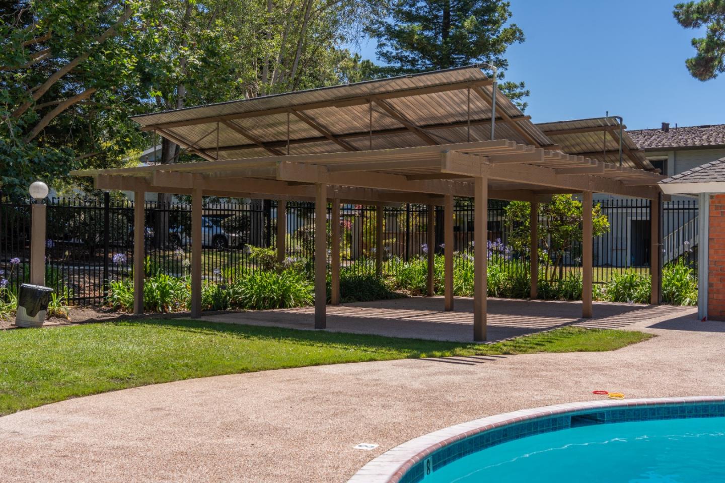 Detail Gallery Image 18 of 23 For 1136 Callas Ln #3,  Capitola,  CA 95010 - 3 Beds | 1/1 Baths