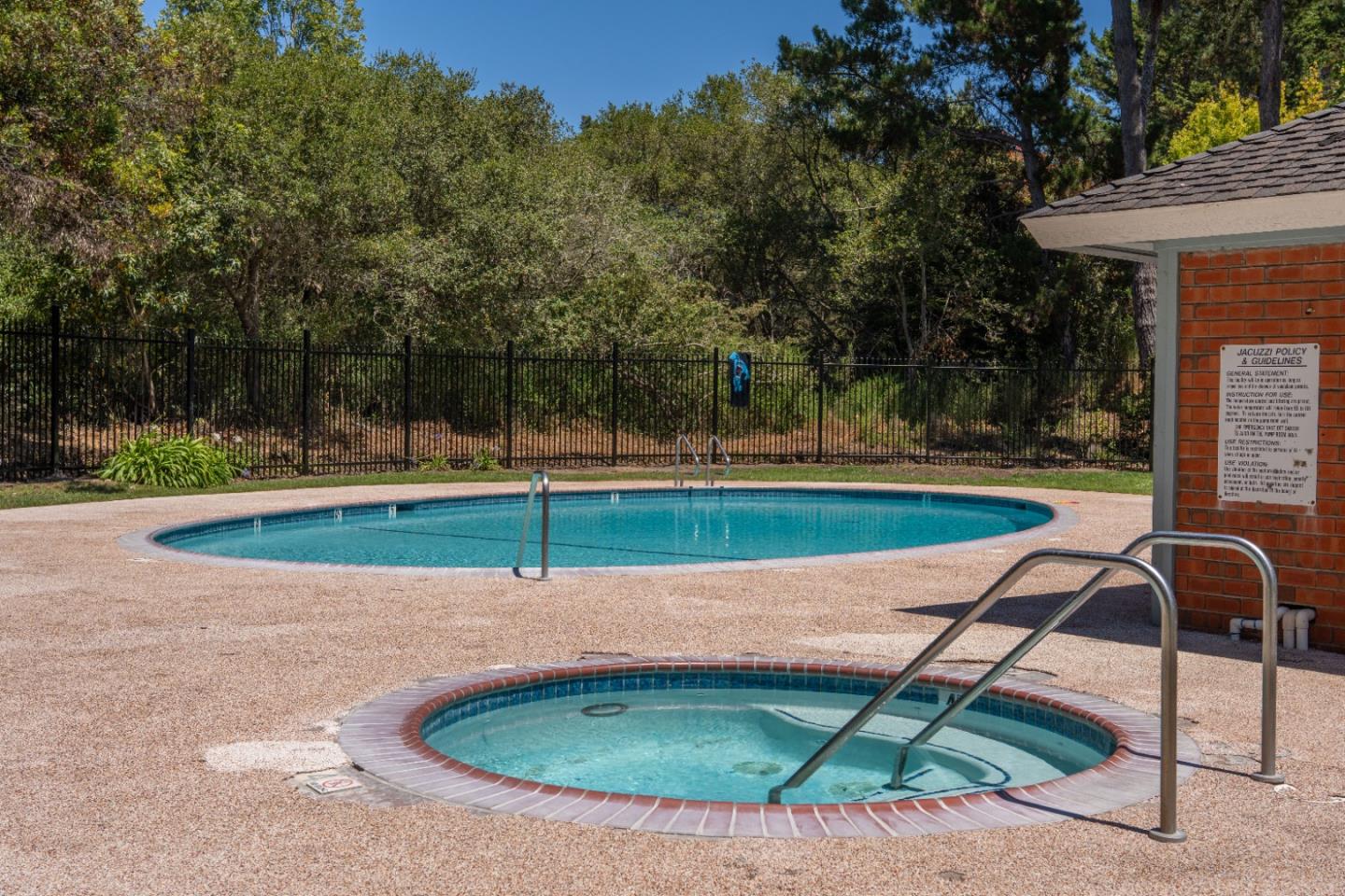 Detail Gallery Image 20 of 23 For 1136 Callas Ln #3,  Capitola,  CA 95010 - 3 Beds | 1/1 Baths