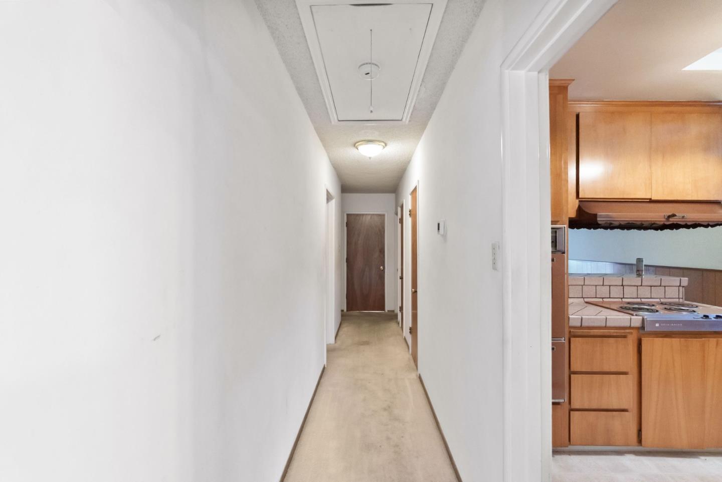 Detail Gallery Image 11 of 36 For 551 Bryan Ave, Sunnyvale,  CA 94086 - 2 Beds | 1 Baths
