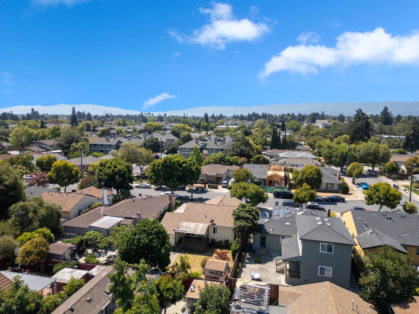 Detail Gallery Image 32 of 36 For 551 Bryan Ave, Sunnyvale,  CA 94086 - 2 Beds | 1 Baths