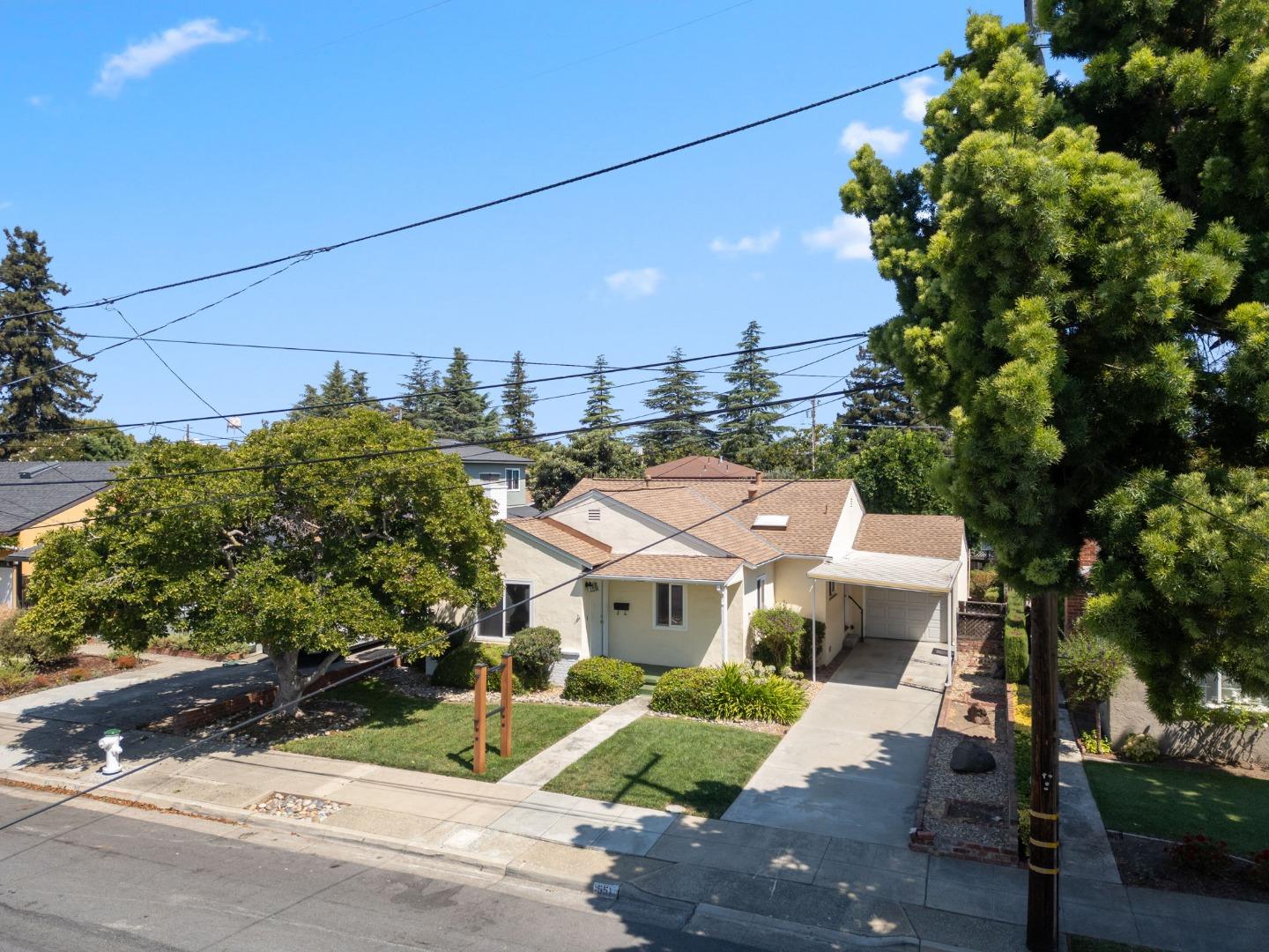 Detail Gallery Image 33 of 36 For 551 Bryan Ave, Sunnyvale,  CA 94086 - 2 Beds | 1 Baths