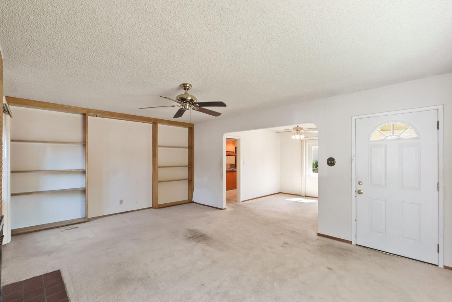 Detail Gallery Image 7 of 36 For 551 Bryan Ave, Sunnyvale,  CA 94086 - 2 Beds | 1 Baths