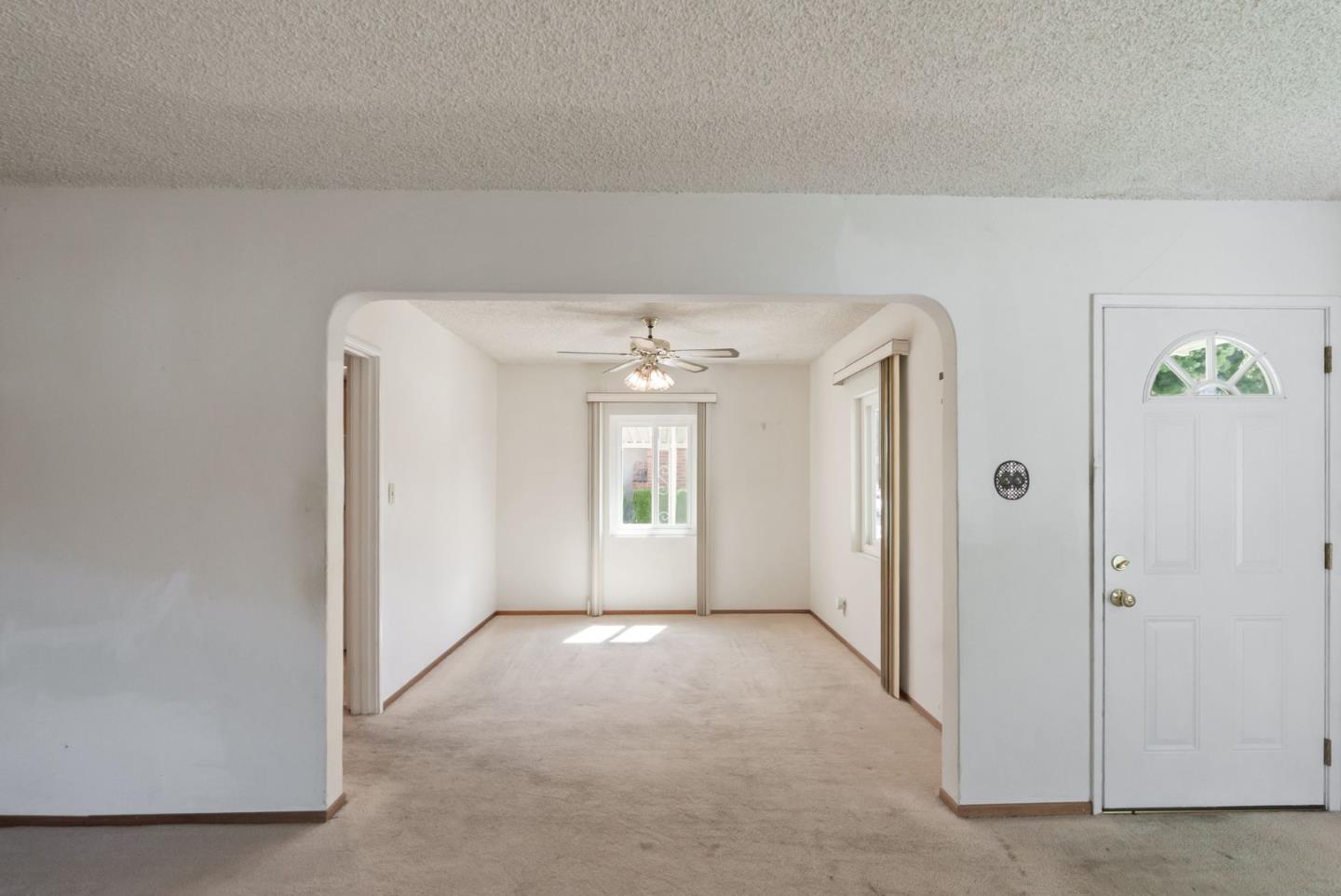 Detail Gallery Image 9 of 36 For 551 Bryan Ave, Sunnyvale,  CA 94086 - 2 Beds | 1 Baths